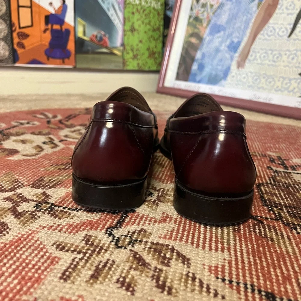 G.H. Bass Weejun’s Classic Penny Loafers in Wine - Picture 2 of 9